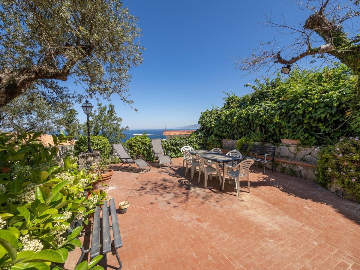 Ulivi Apt Villa Sorrento Exterior photo